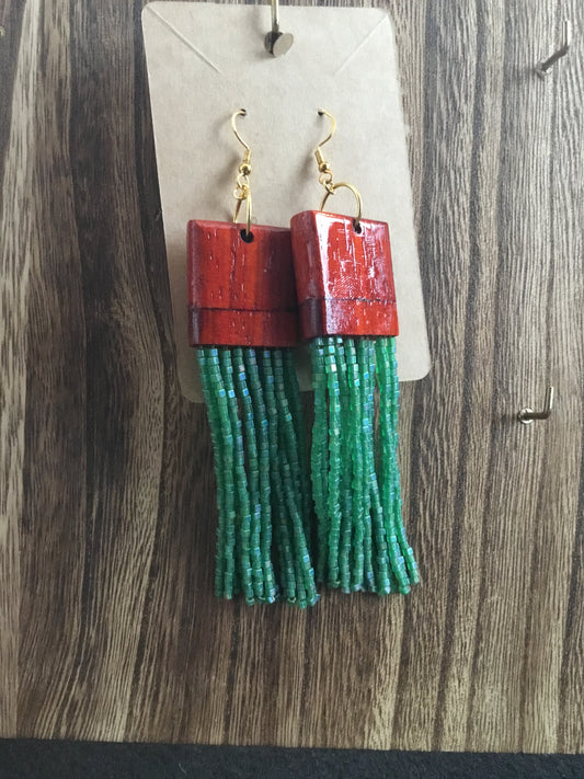 Padauk Wood with Green Frosted Beads